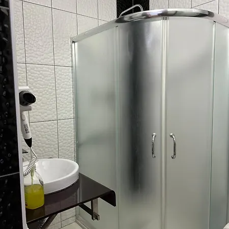 Отель Bar Restaurant Real Bajram Curri